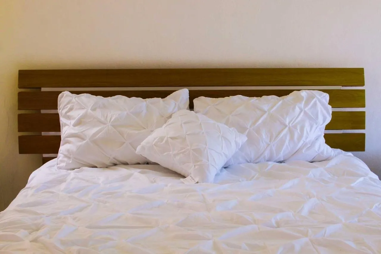 Jasmine House Apartment Cancun Homestay